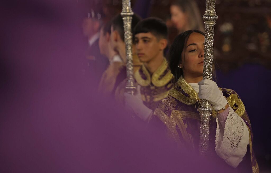 Fotos del Jueves Santo en Algeciras: Tres Ca&iacute;das y Nazareno